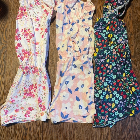 Kids Colorful Clothing Collection - Picture 4 of 9